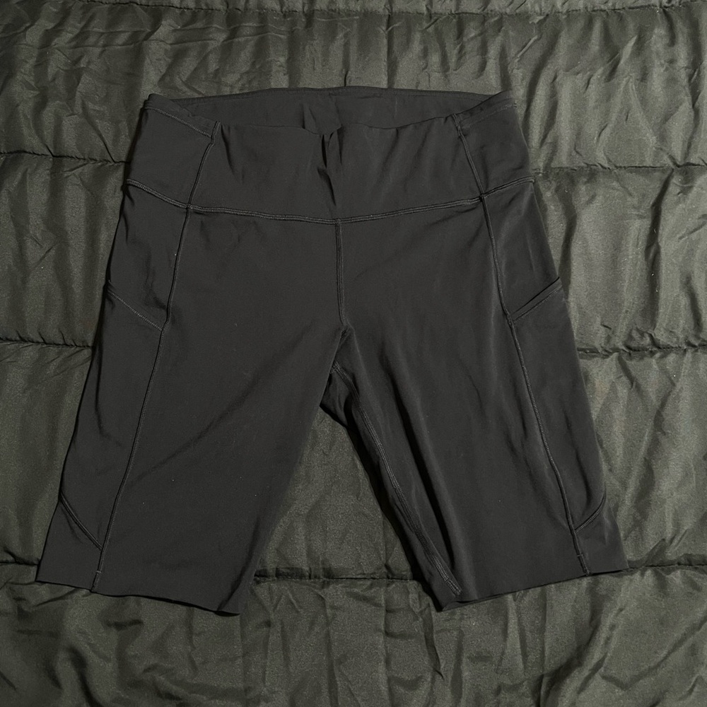 Lululemon biker shorts